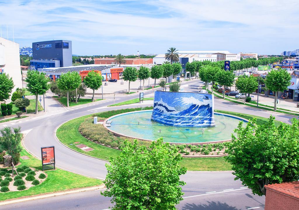 Hotel Silvia Empuriabrava Exterior photo